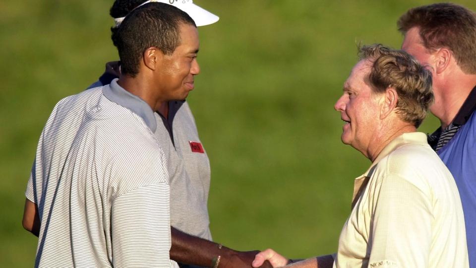 Tiger Woods (left) and Jack Nicklaus (right)